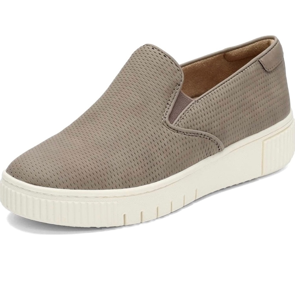 New- SOUL Naturalizer Women's, Tia Sneaker, size 9.5, mushroom color